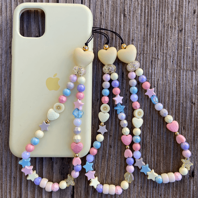 Grigri de téléphone personnalisable Bonbon d’Amour 🤍 Irisé pastel