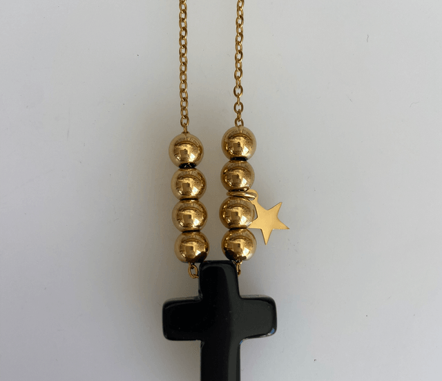 Sautoir Cross en pierre naturelle onyx