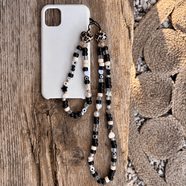 Grigri de téléphone Bonbon d’Amour 🐆 Black coeur léopard